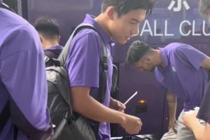 德转信息显示李嗣镕自由身加盟津门虎，他上赛季在克甲踢球图片