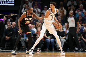 Lowe：马刺现在很神秘 没人知道他们愿意为杜兰特付出多少