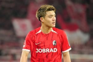 记者：法兰克福与堂安律达口头协议，转会费固定部分至少2000万欧