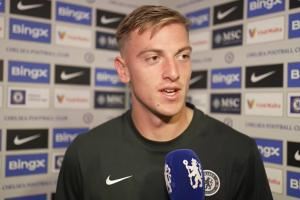 德拉普：能在所有球迷面前展示奖杯感觉真棒，满怀期待对水晶宫