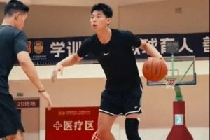 感觉慢慢回来了！崔永熙球场康复训练更新 展示远投&变向突破