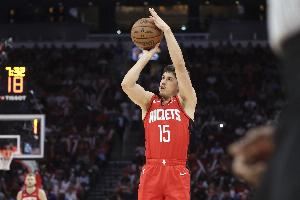 阿门：谢泼德今夏练防守下了苦功夫 期待他新赛季更多发挥