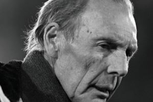 巴萨悼念博卡青年主帅：深切哀悼，愿你安息