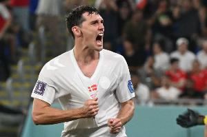 每体：丹麦主帅让克里斯滕森踢右后卫，激发球员多面手属性