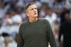 爱德华兹：我和芬奇现在关系亲密多了 我们会彼此询问意见