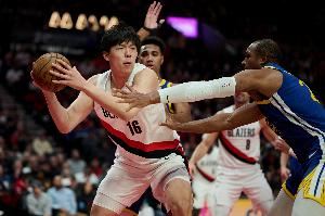 媒体人:森林狼内线三高对杨瀚森是地狱考验 首秀10分钟就能打60分